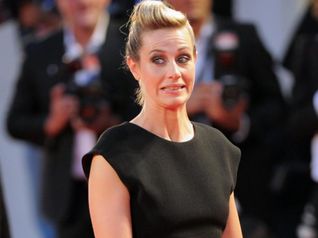 Cécile De France