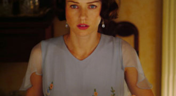 Naomi Watts