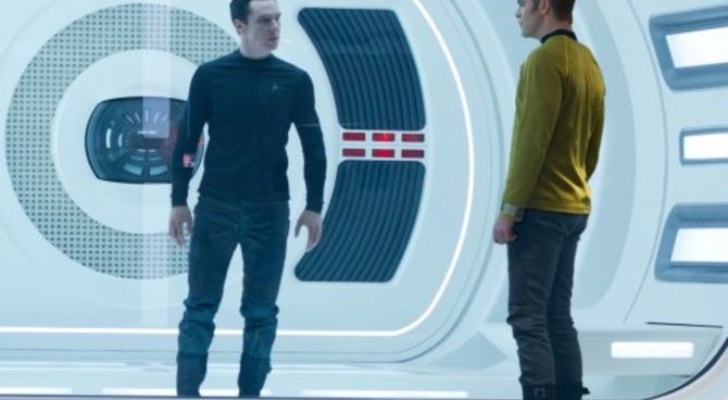 Into Darkness - Star Trek - Zachary Quinto, Benedict Cumberbatch, Chris Pine