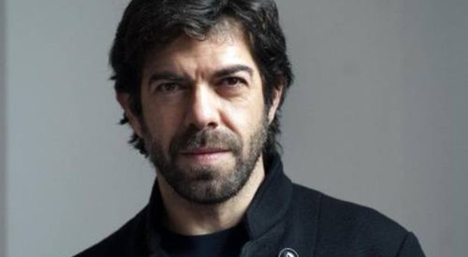 Pierfrancesco Favino