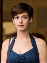 Anne-Hathaway