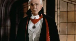 Leslie Nielsen in Dracula morto e contento