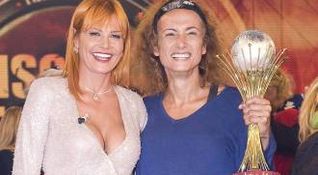 Vladimir Luxuria vince l'Isola dei Famosi