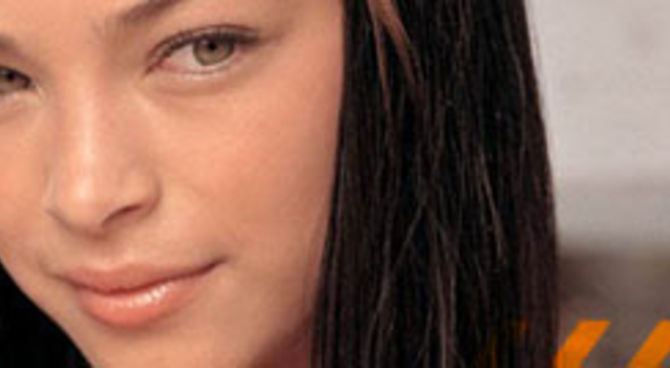 Kristin Kreuk