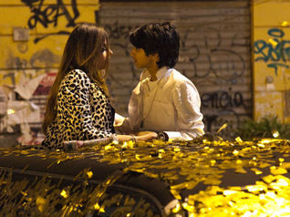Vieni a vivere a Napoli film