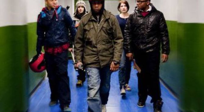Attack the Block - Franz Drameh, Alex Esmail John Boyega, Jodie Whittaker, Leeon Jones
