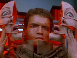 Atto di forza - Arnold Schwarzenegger