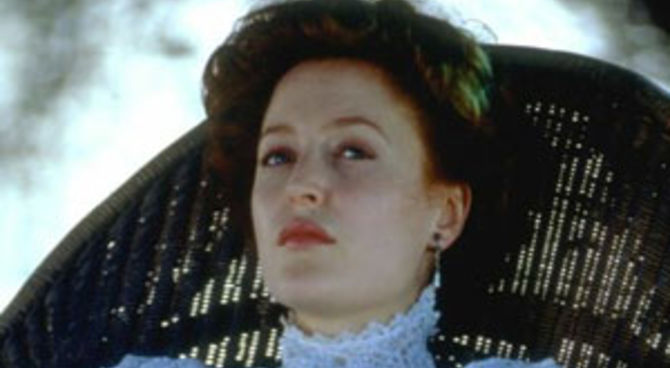 Gillian Anderson