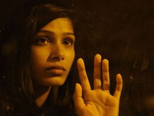 Miral - Freida Pinto