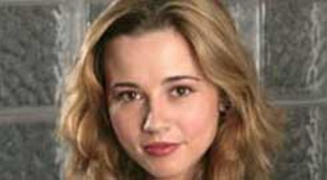Linda Cardellini