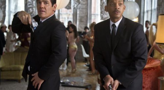 Men in Black 3 - Josh Brolin, Will Smith