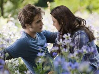 The Twilight Saga: Eclipse - Robert Pattinson e Kristen Stewart