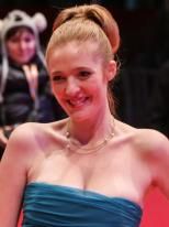Julie Agnete-Vang