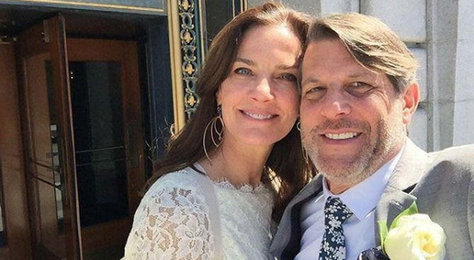 Terry Farrell e Adam Nimoy
