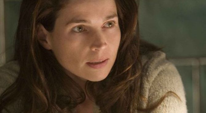 Julia Ormond