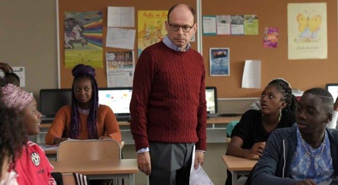 Il professore cambia scuola
