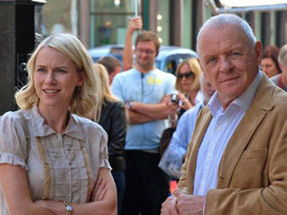 You will meet a tall dark stranger - Naomi Watts e Anthony Hopkins