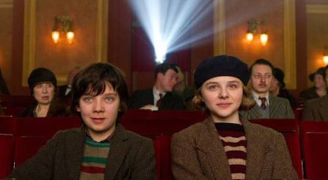 Hugo Cabret - Asa Butterfield e Chloe Moretz