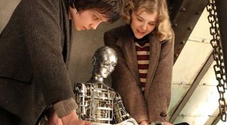 Hugo Cabret - Asa Butterfield, Chloe Moretz