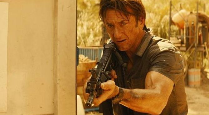 Sean Penn in The Gunman<br>