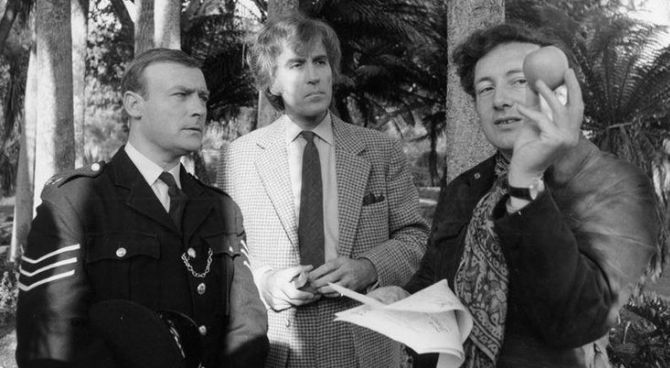 Robin Hardy sul set di The Wicker Man