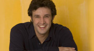 Flavio Insinna