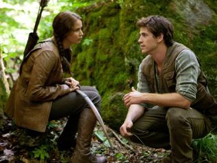 Hunger Games - Jennifer Lawrence, Liam Hemsworth