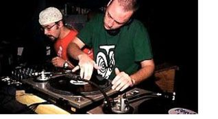basement jaxx foto 1