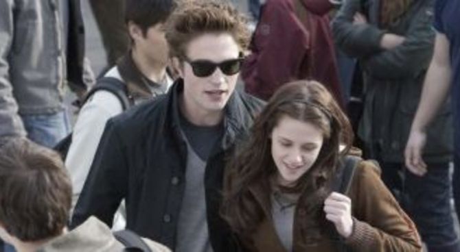 Twilight: gli attori ringraziano ai fan
