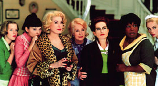 8 femmes