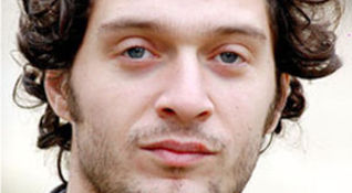 Claudio Santamaria